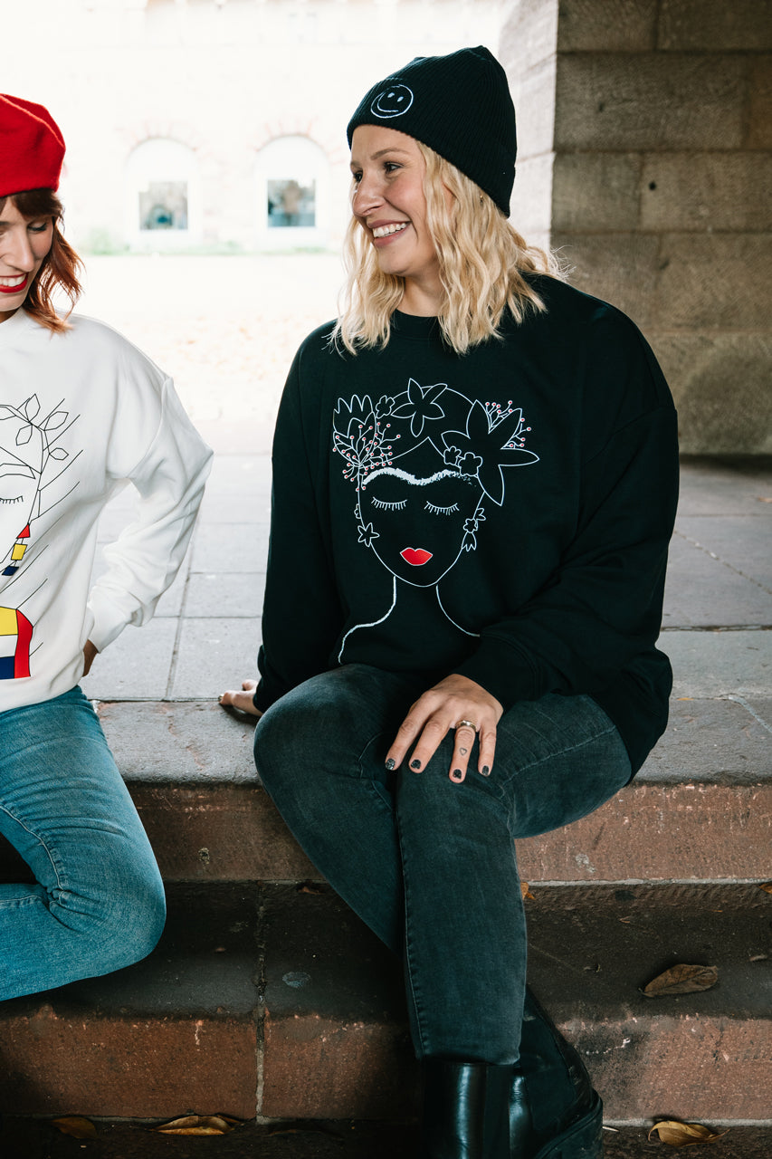 Frida - Sweater black