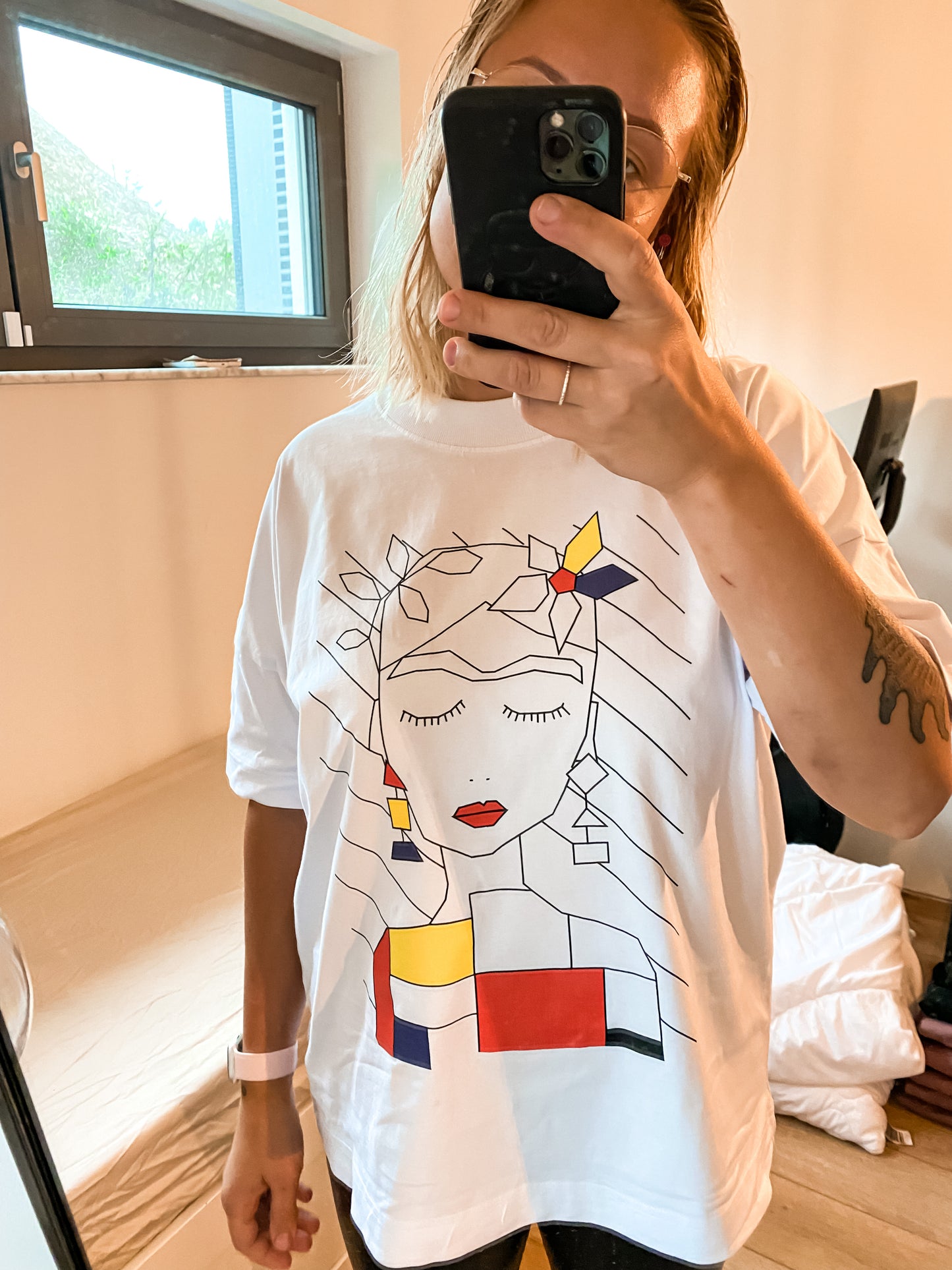 4littlearts x Kiribati - Boxy T-Shirt weiß