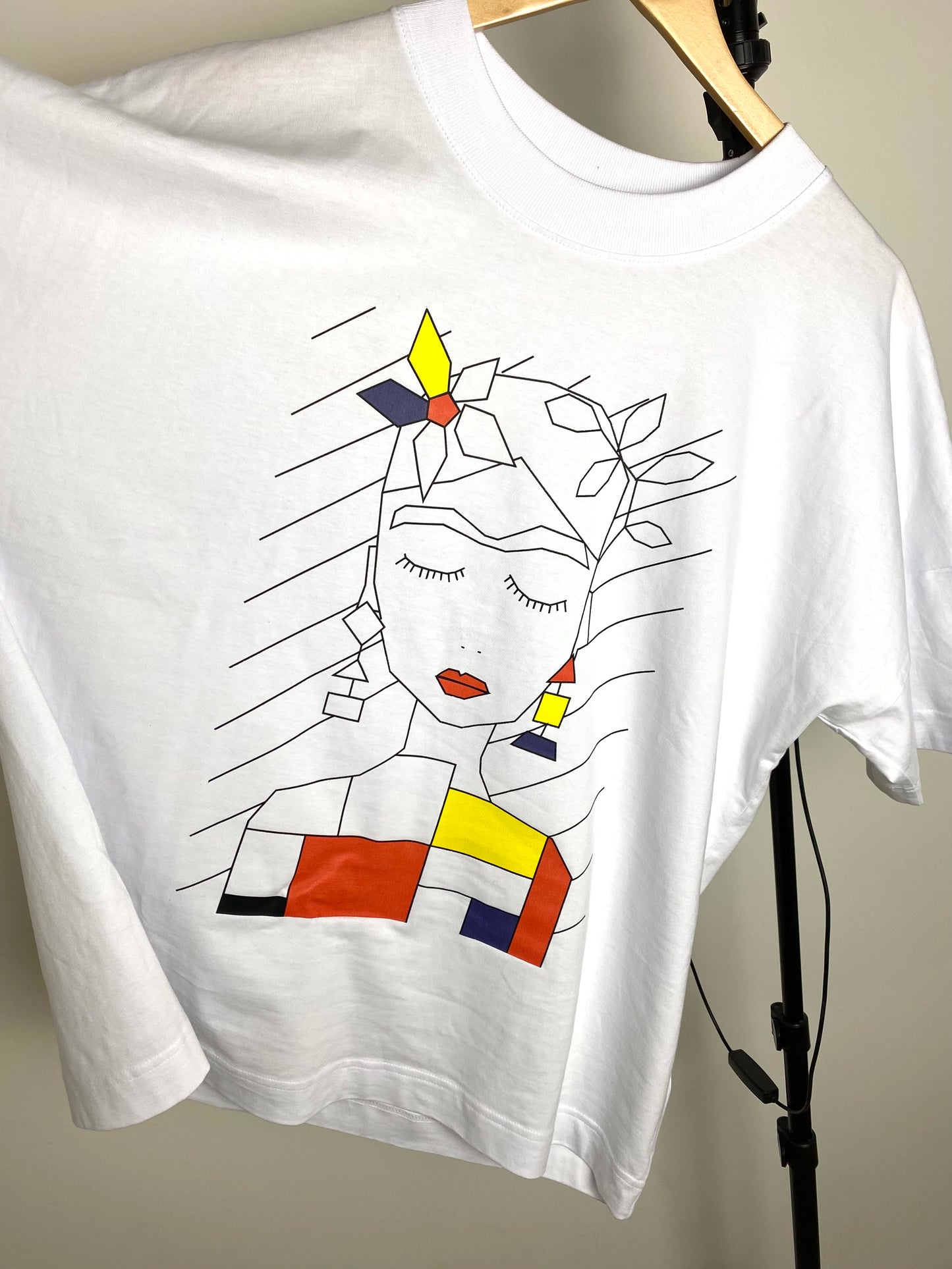 4littlearts x Kiribati - Boxy T-Shirt weiß