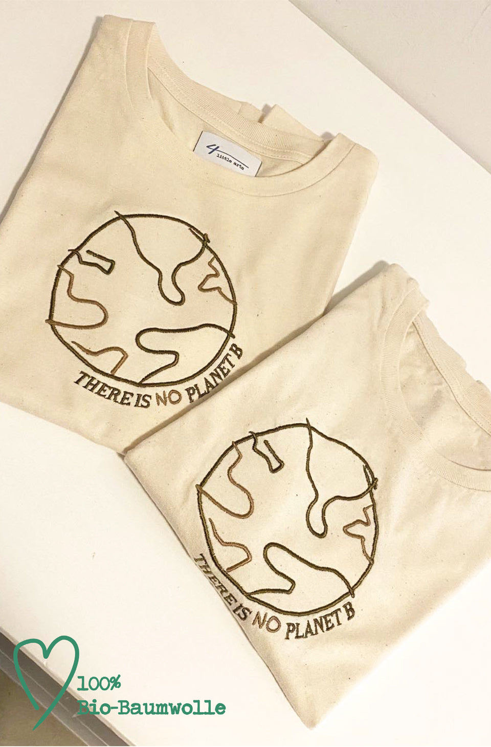 4littlearts T-Shirt für Kids 'There is no planet b'. Shirt aus Biobaumwolle mit Stickerei in harmonischer Farbkombination.